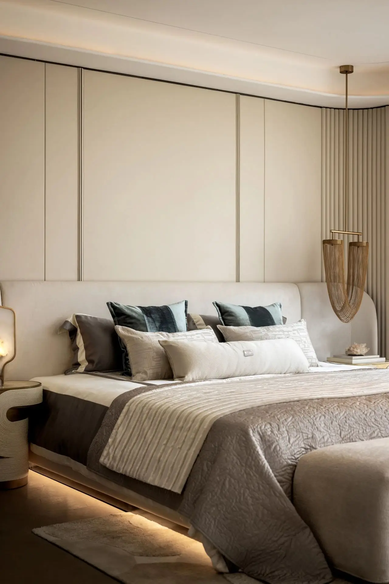 Luxury Apartment Villa Design One Stop Turnkey Solution Interior Design High-End Villa High-End Custom Bed Custom Metal Screen - Image 12