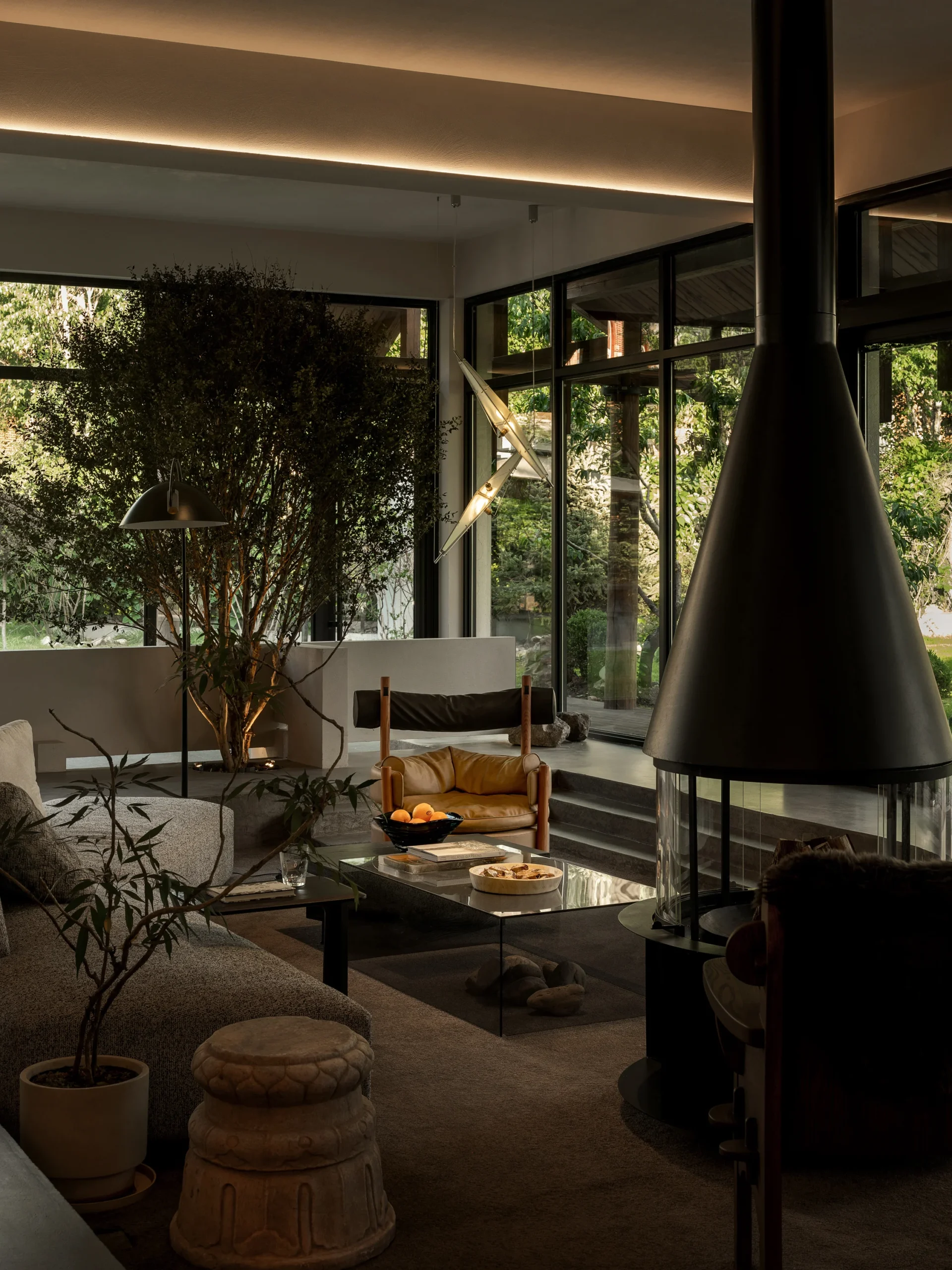 Rural Style Homestay and Hotel Design Featuring Log Wood Minimalism and Warm Color Tones Custom Furniture Countryside Guesthouse - Image 11