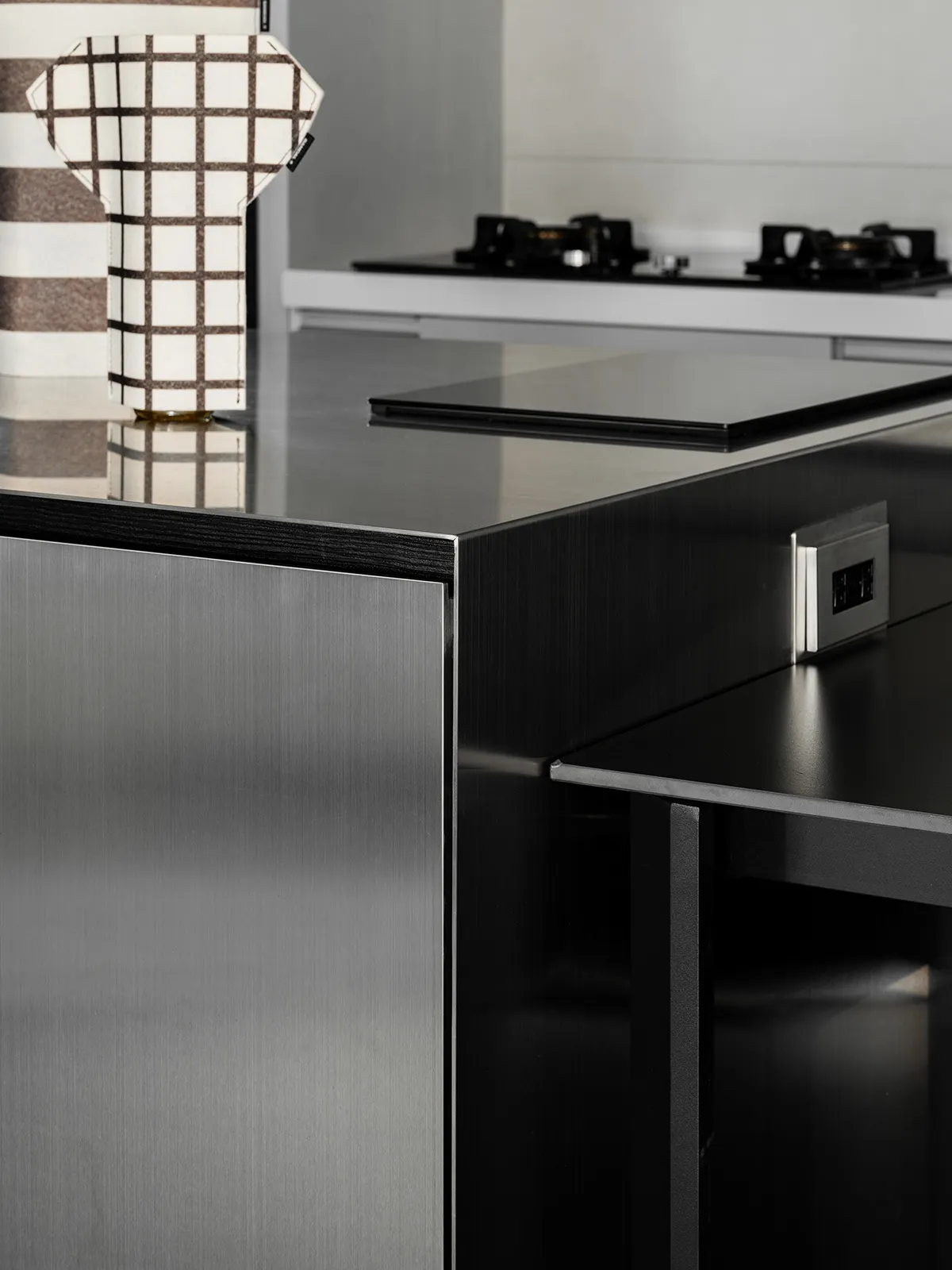 Luxury Black Open Kitchen Cabinets Custom Island Furniture Set Modern Designs MDF Kitchen Cabinet Set - Image 3