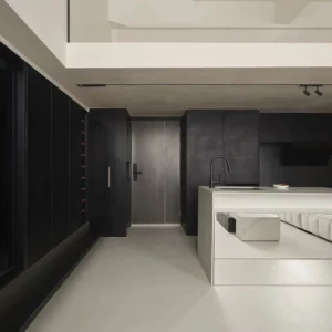 Custom Modern Furniture Kitchen Cabinet with Matte Black Handleless Design Made From Wood