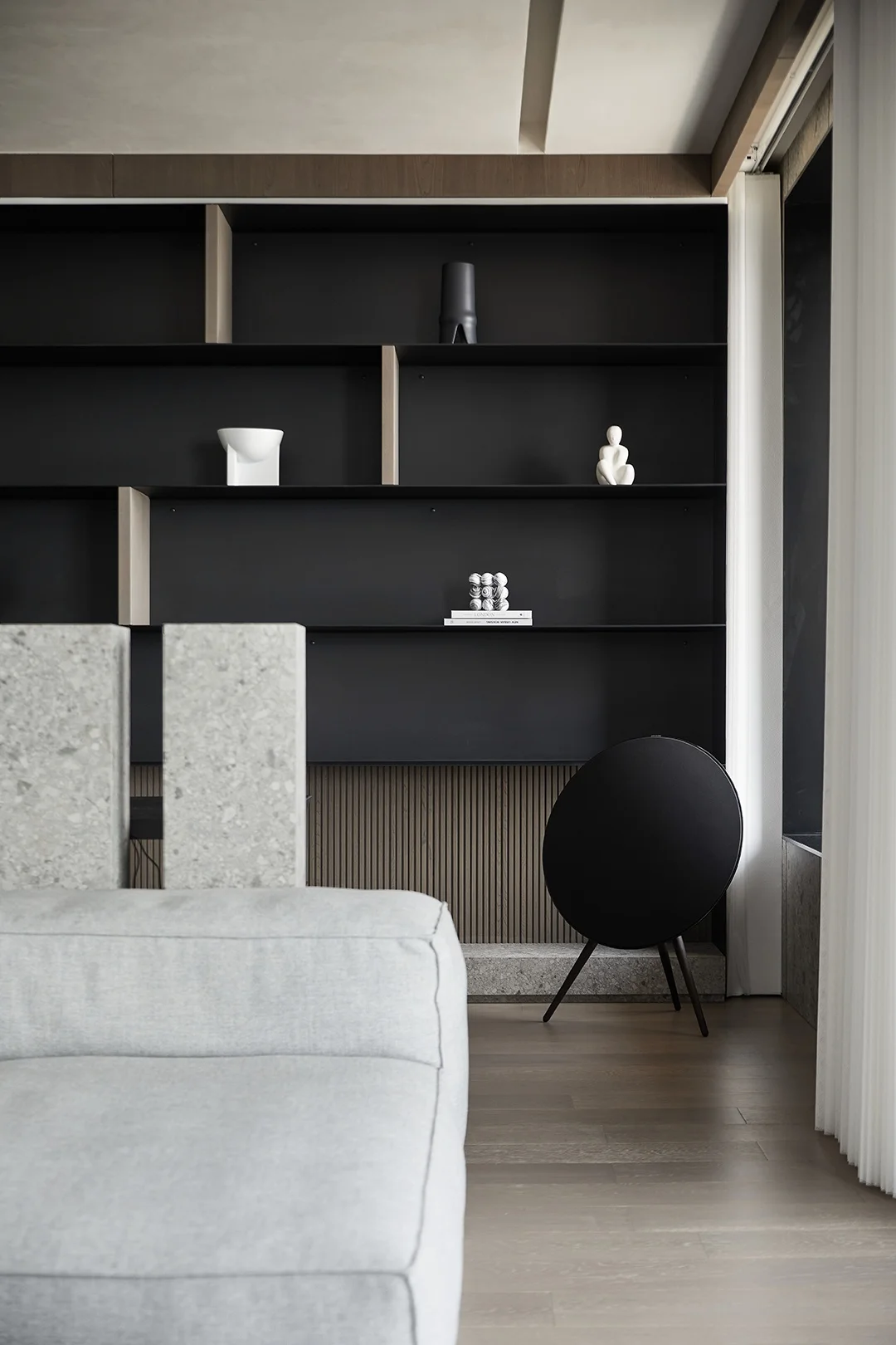 Modern Minimalist Black and Gray Villa Design Dark-colored Bookcase Black Bookcase High-end Customization Apartment Living Room - Image 2
