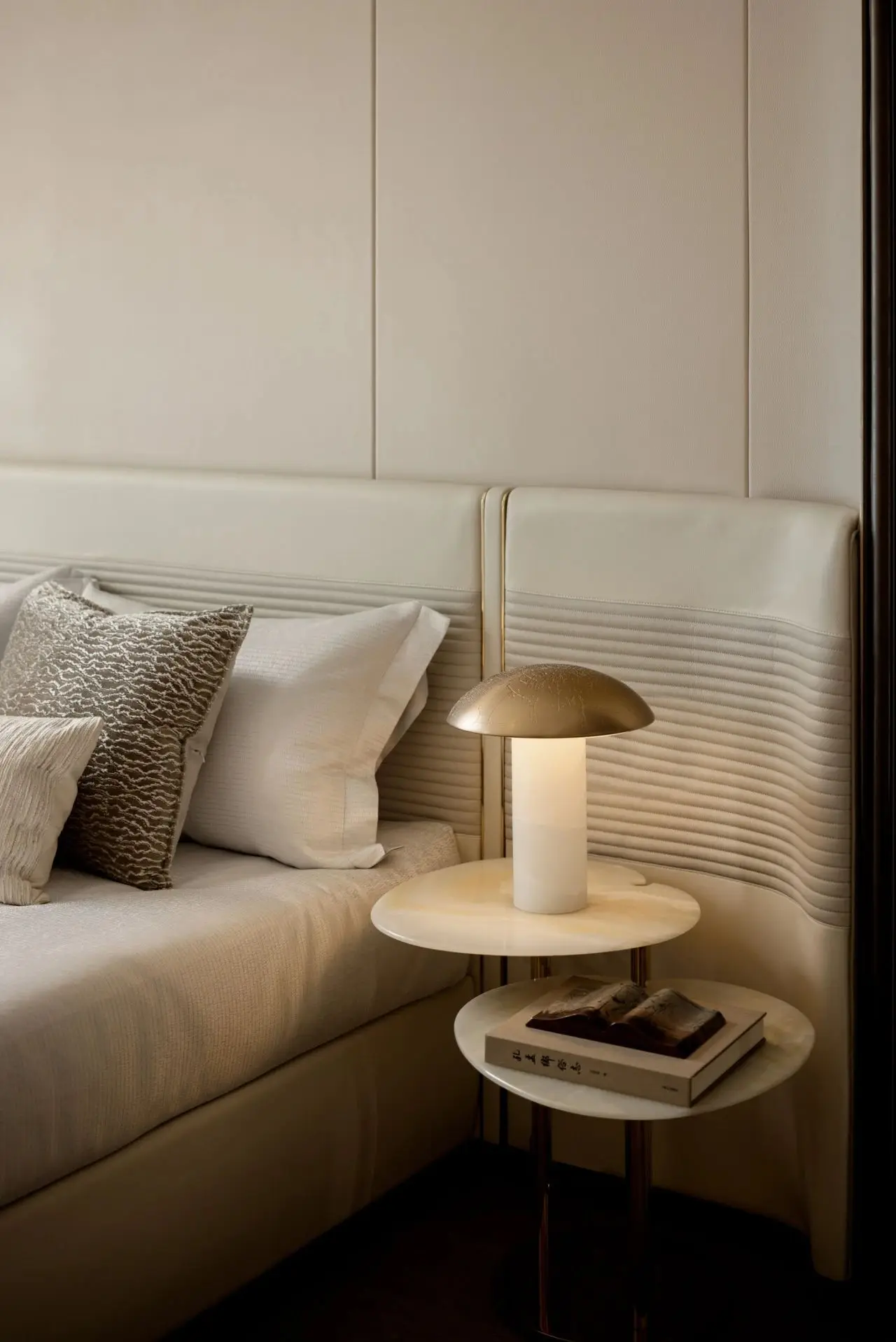 Luxury Apartment Villa Design One Stop Turnkey Solution Interior Design High-End Villa High-End Custom Bed Custom Metal Screen - Image 14