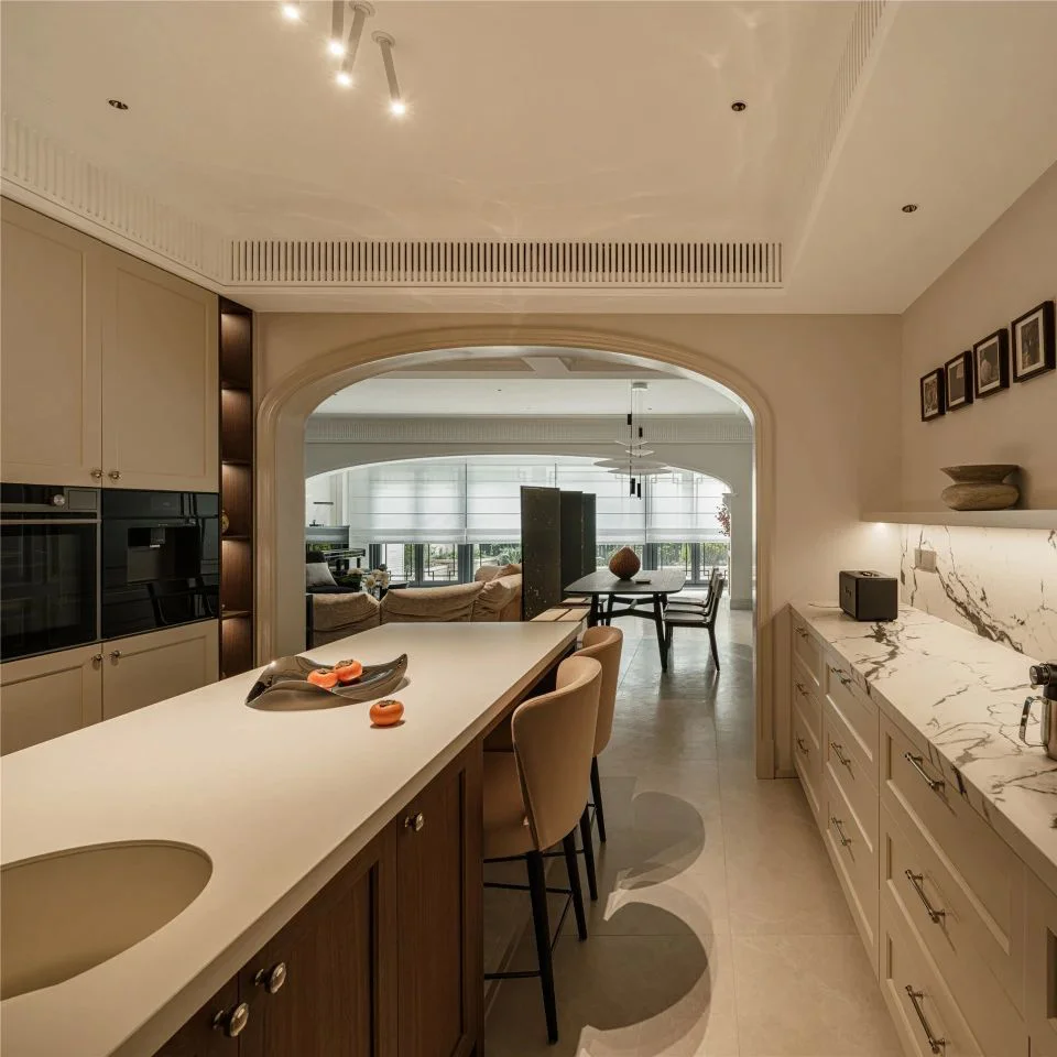 Hot Selling Classic Custom Solid Wood Design White Lacquer Style Kitchen Cabinets 3D Interior Design Villa Apartment - Image 2