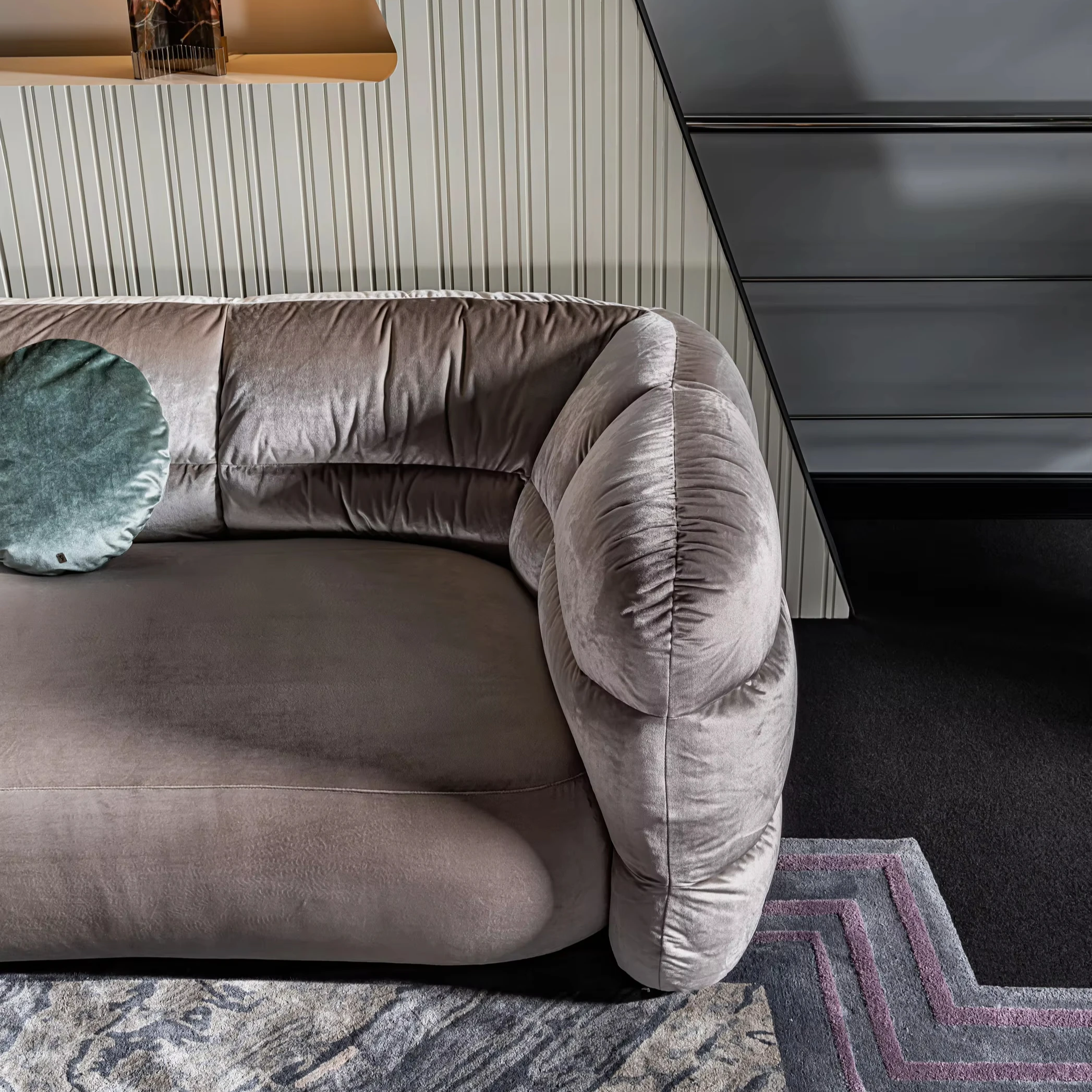 Nordic Style Three-Seater Chesterfield Sofa Deep Blue Velvet Designer Island Sofas for Home Luxury for Hotels - Image 2