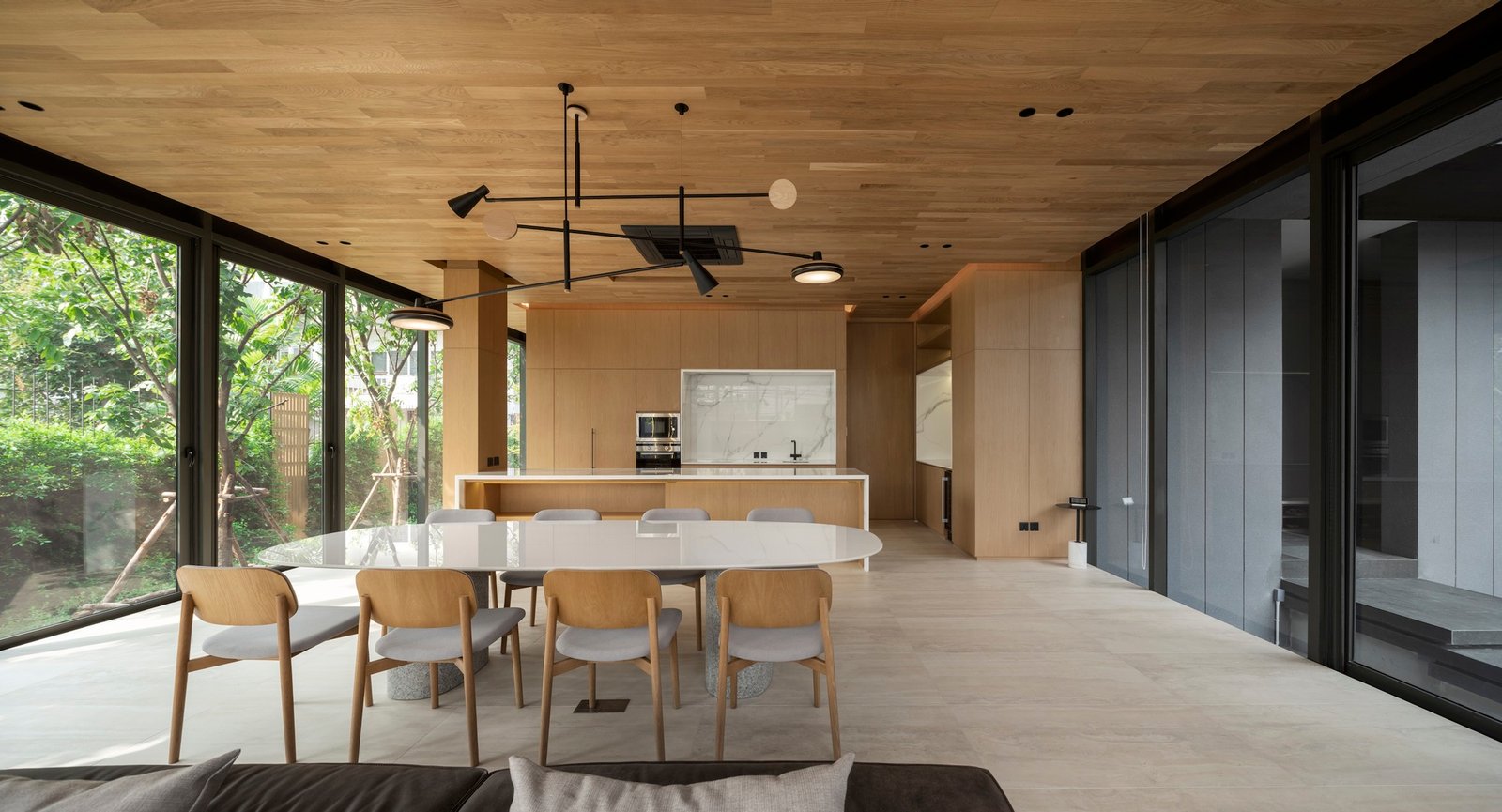 Customized Classic Wood Grain Kitchen Cabinet for Villas Classic Wood Kitchen Cabinet Apartment - Image 10